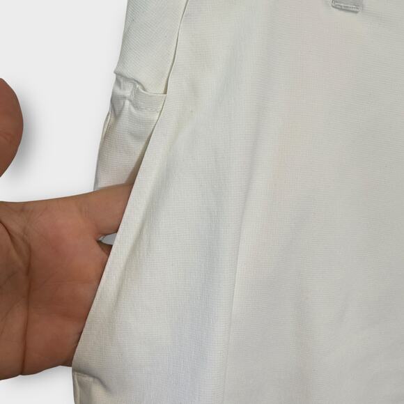 Men's Lululemon Commission Golf Short 10" white size 38 - Picture 4 of 8